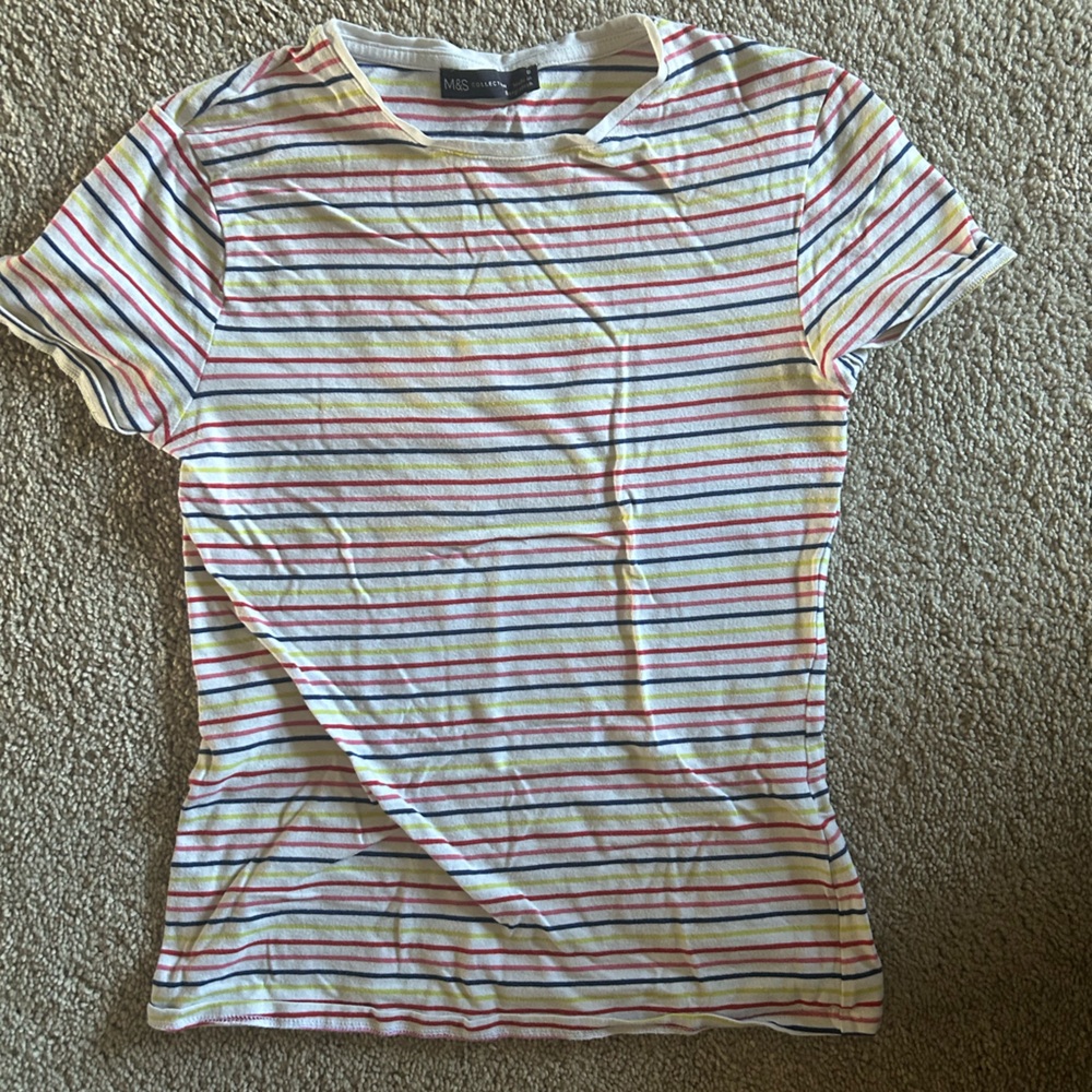 Colorful stripy t -shirt size 6 great condition